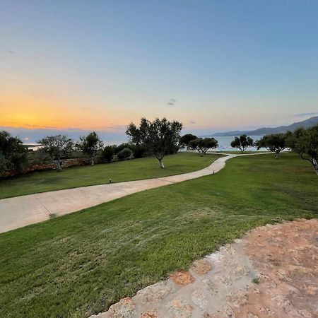 Eight Dimensions Capari Suites Elafonisos Pokoj fotografie
