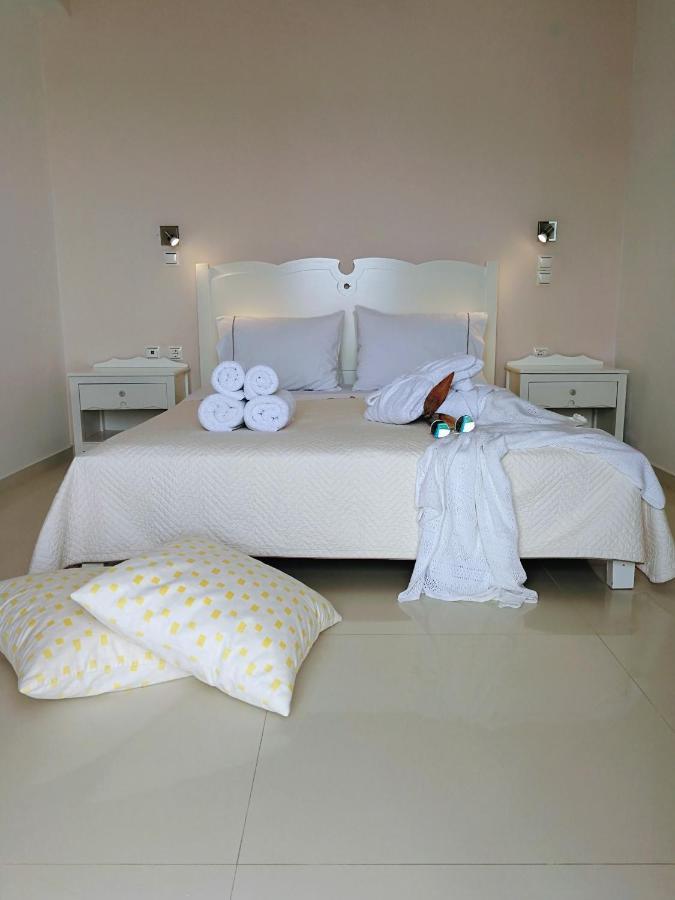 Eight Dimensions Capari Suites Elafonisos Pokoj fotografie