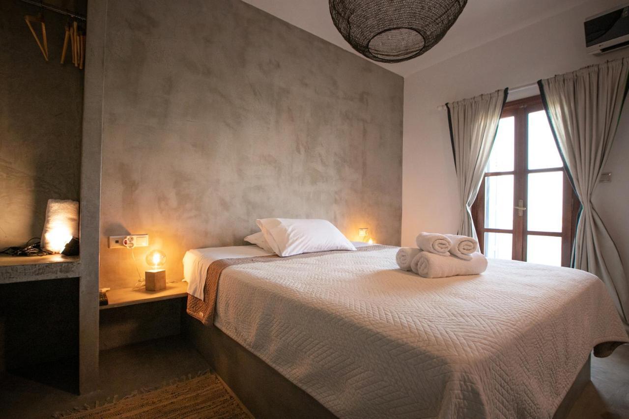 Eight Dimensions Capari Suites Elafonisos Pokoj fotografie