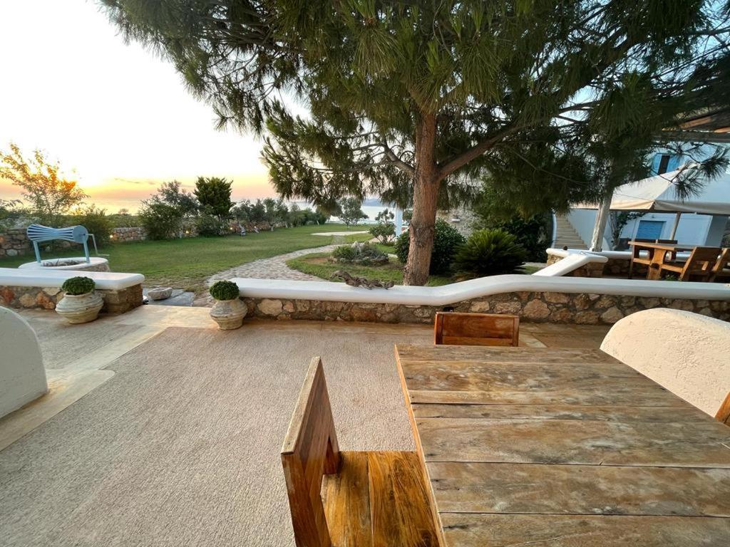 Eight Dimensions Capari Suites Elafonisos Pokoj fotografie